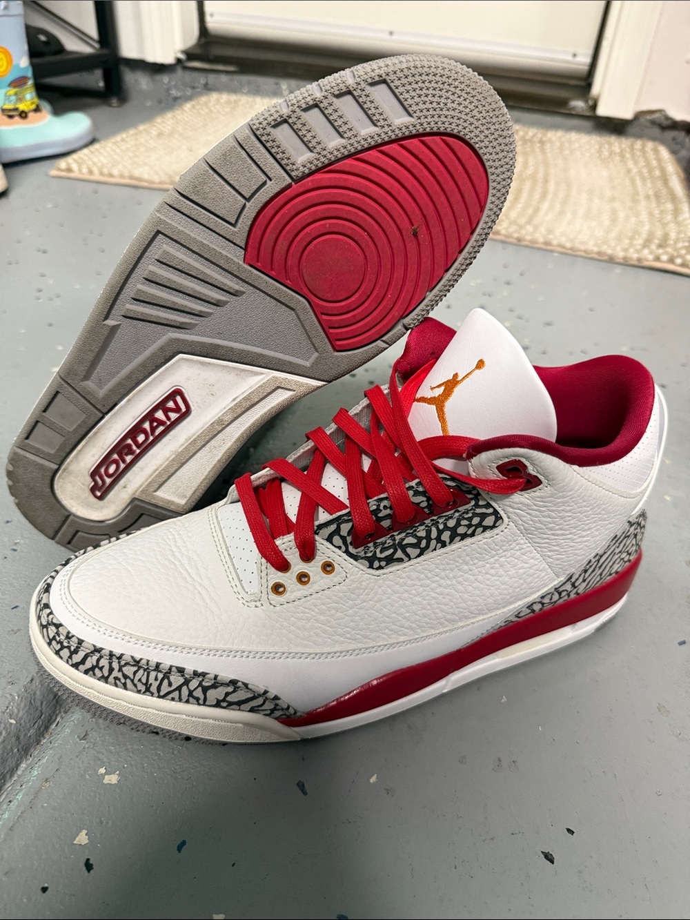 Air Jordan Retro 3 White Red Elephant Print Sneakers
